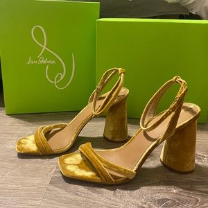 Sam Edelman Kia Strappy Sandal - Saffron Velvet